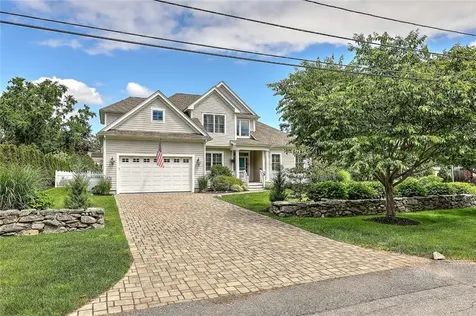 49 Walley Street Bristol RI 02809