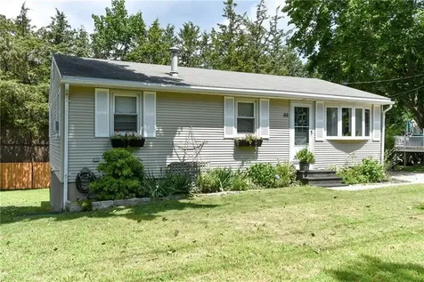 44 Highbank Avenue North Kingstown RI 02852