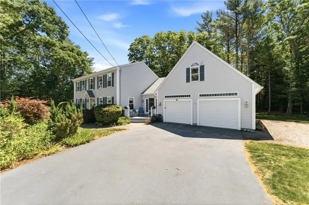34 Crestwood Lane Charlestown RI 02813