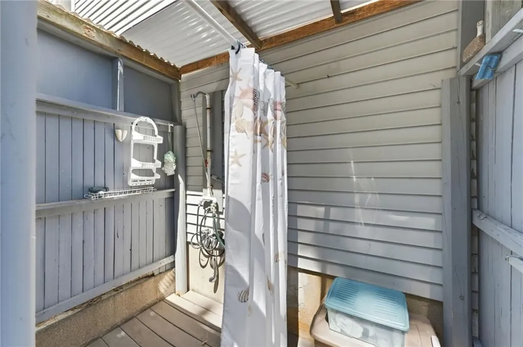 34 Crestwood Lane Charlestown RI 02813