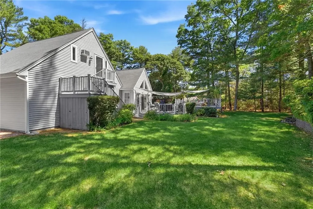 34 Crestwood Lane Charlestown RI 02813