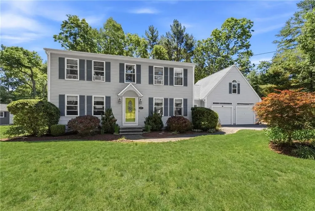 34 Crestwood Lane Charlestown RI 02813