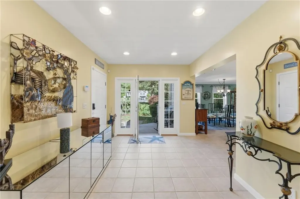 34 Crestwood Lane Charlestown RI 02813