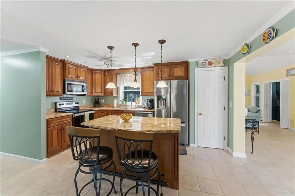 34 Crestwood Lane Charlestown RI 02813