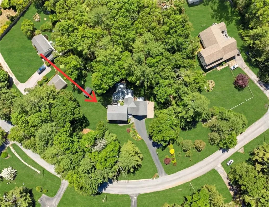 34 Crestwood Lane Charlestown RI 02813
