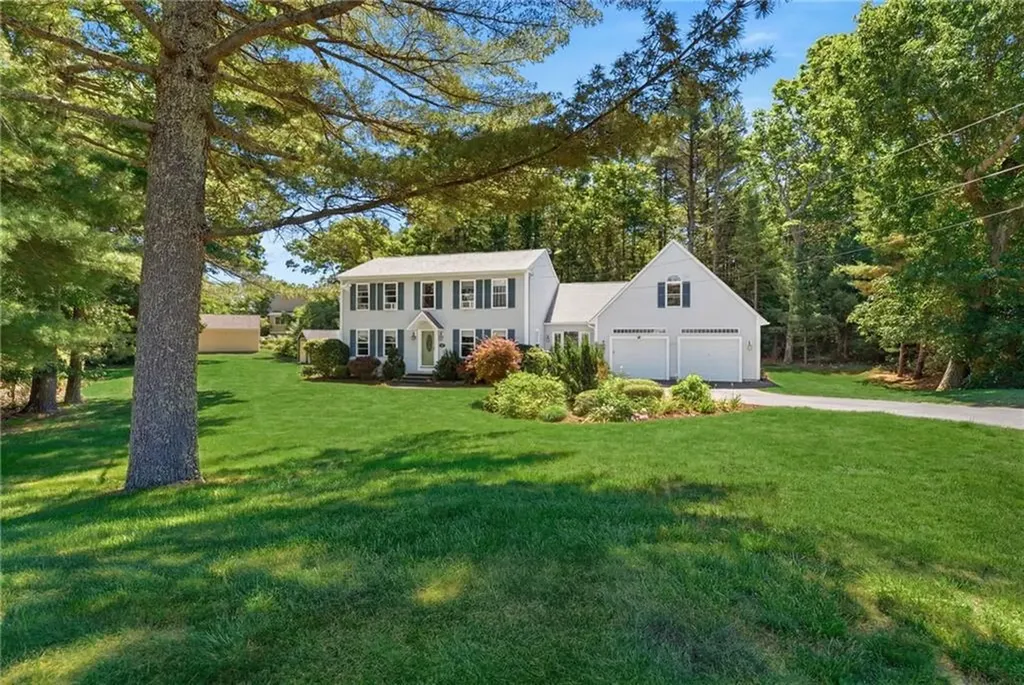 34 Crestwood Lane Charlestown RI 02813
