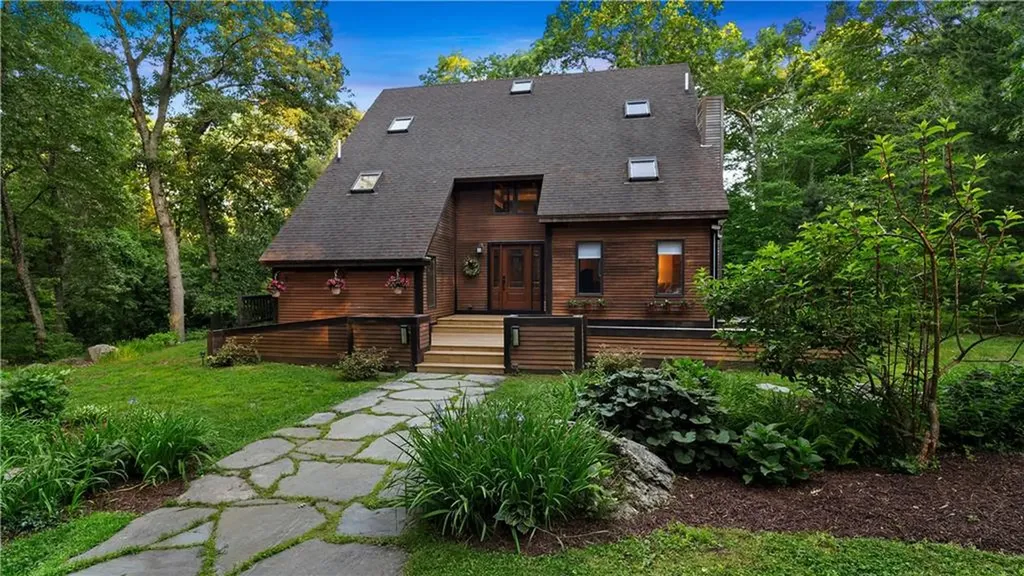 285 Jacob Street Seekonk MA 02771