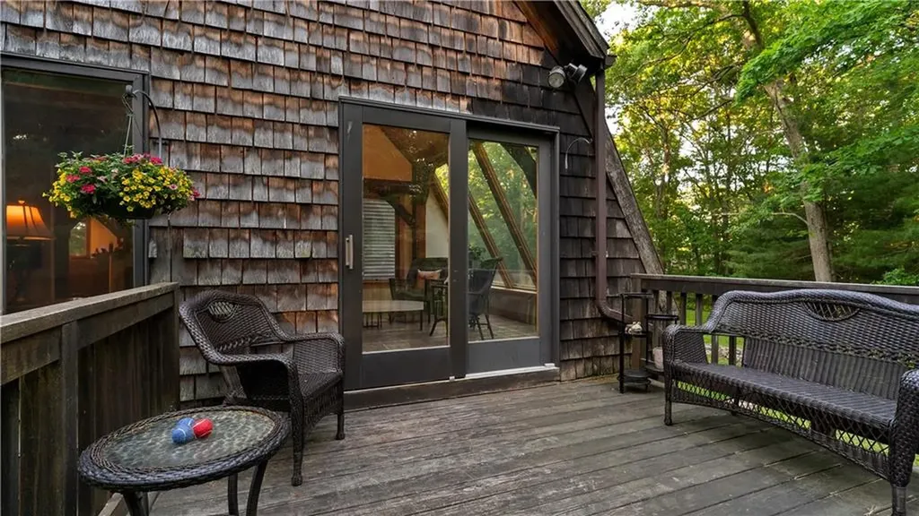 285 Jacob Street Seekonk MA 02771