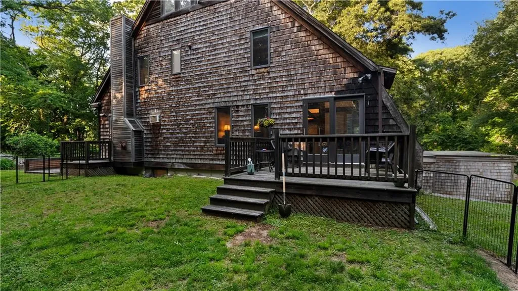 285 Jacob Street Seekonk MA 02771