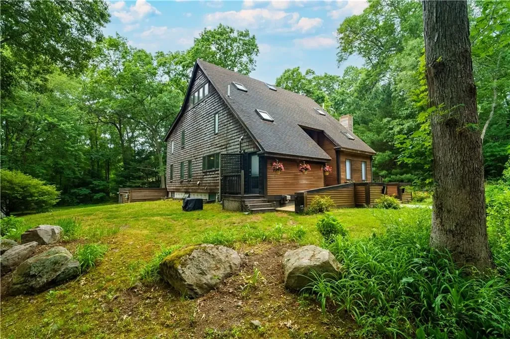 285 Jacob Street Seekonk MA 02771