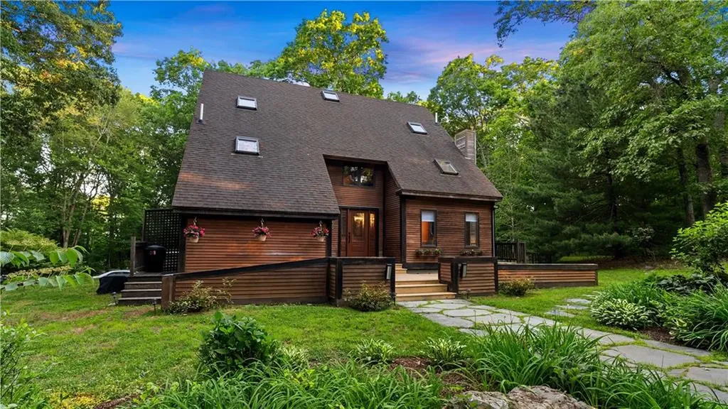 285 Jacob Street Seekonk MA 02771