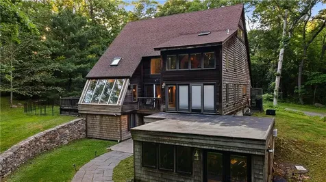 285 Jacob Street Seekonk MA 02771