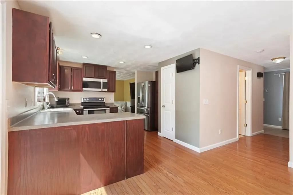 210 Morris Street Cumberland RI 02864