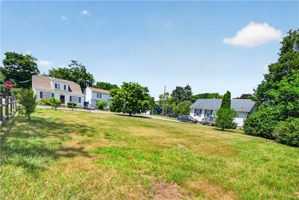 50 Lloyd Avenue Warwick RI 02889