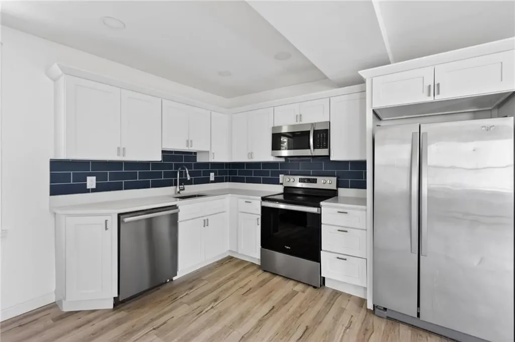 50 Lloyd Avenue Warwick RI 02889