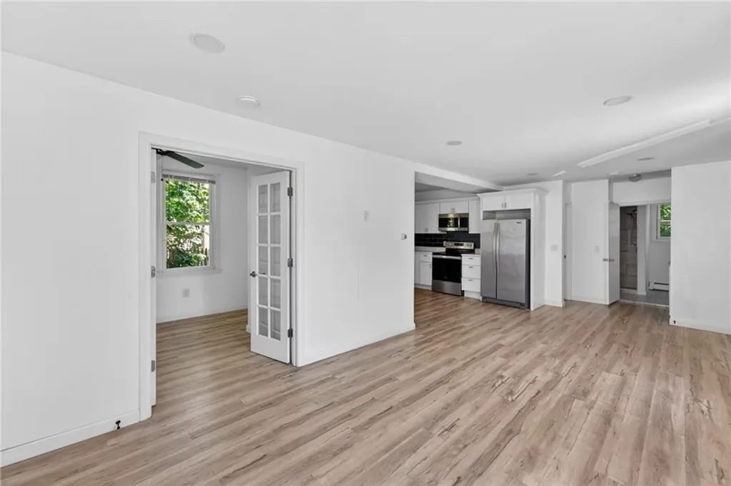 50 Lloyd Avenue Warwick RI 02889