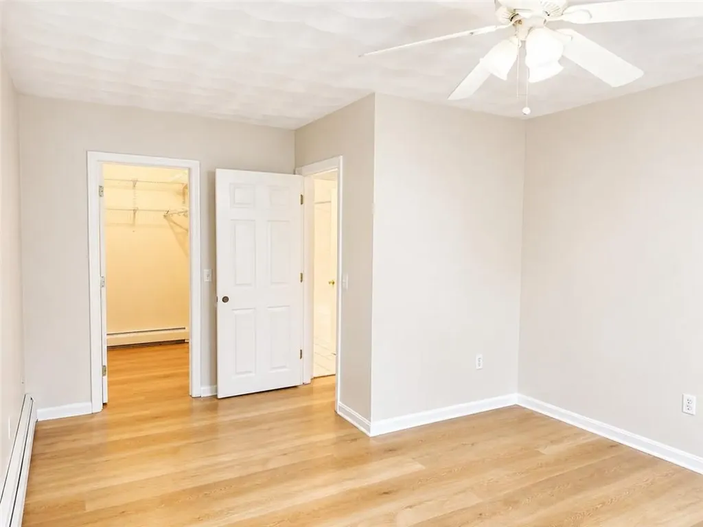 182 Gorham Avenue Warwick RI 02886