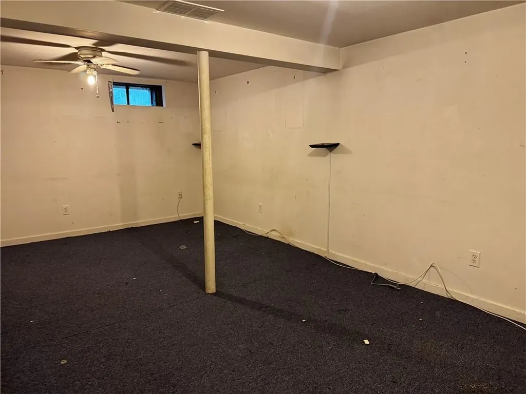 182 Gorham Avenue Warwick RI 02886
