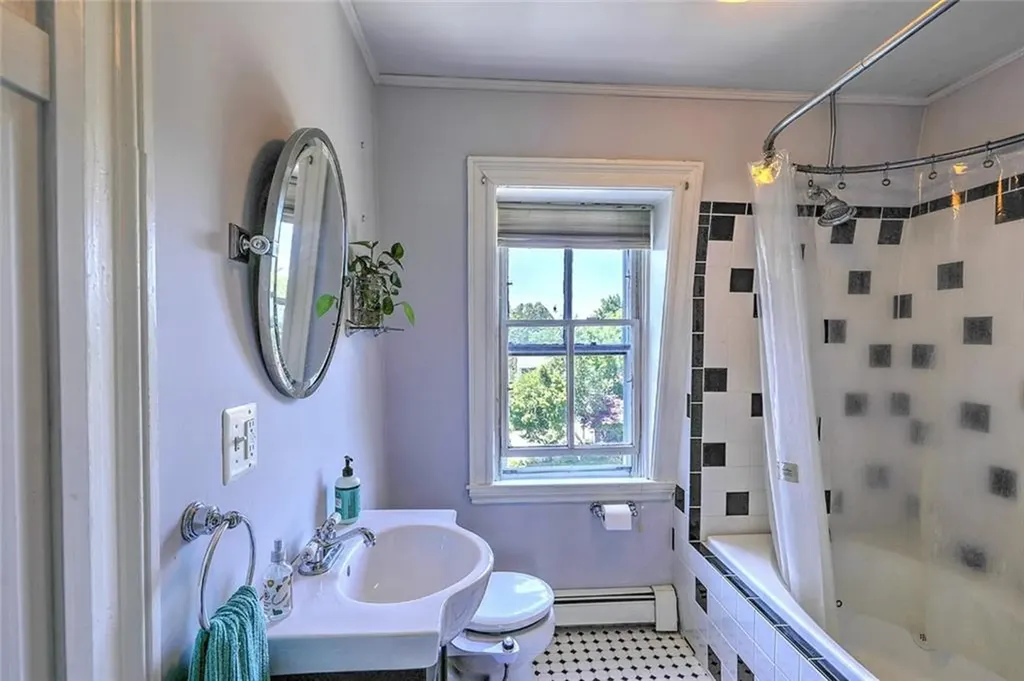 61 Chapin Avenue Providence RI 02909