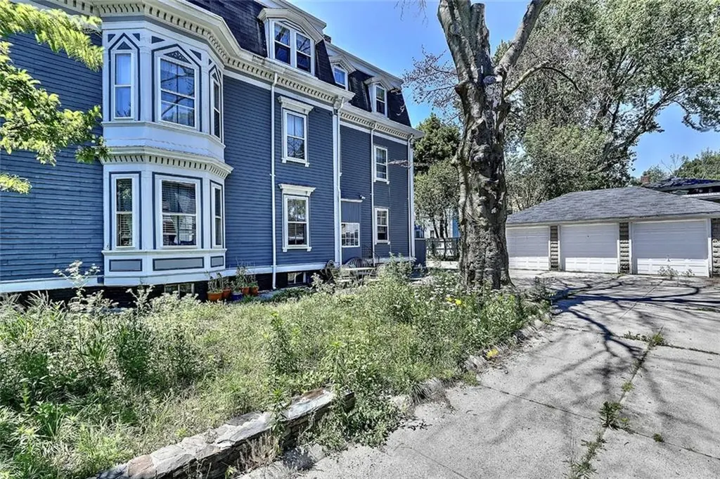 61 Chapin Avenue Providence RI 02909