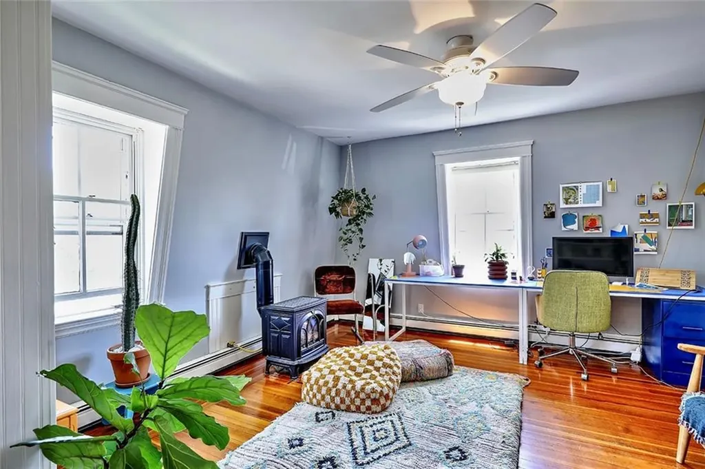 61 Chapin Avenue Providence RI 02909