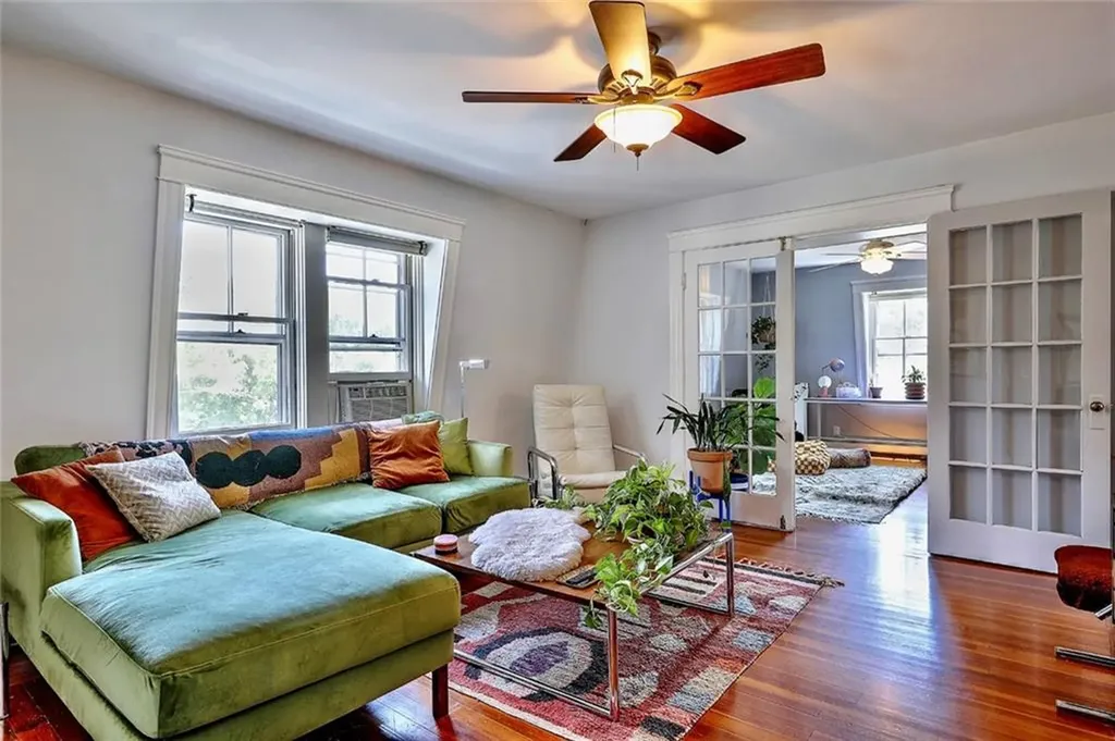 61 Chapin Avenue Providence RI 02909