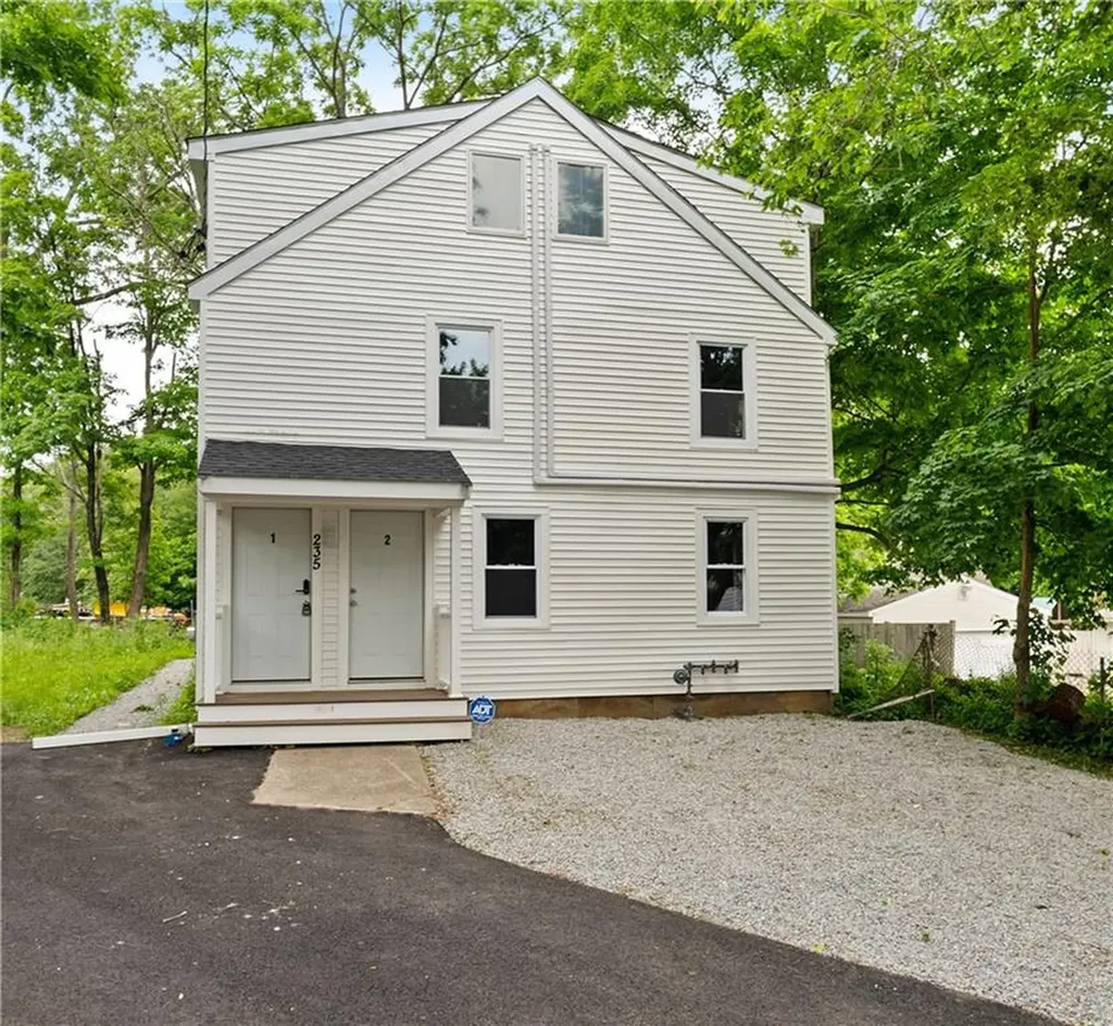 235 Main Street Cranston RI 02831