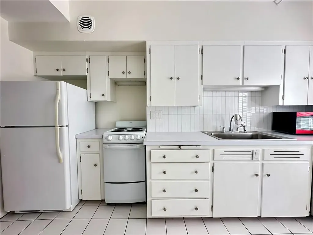 140 Humboldt Avenue Providence RI 02906