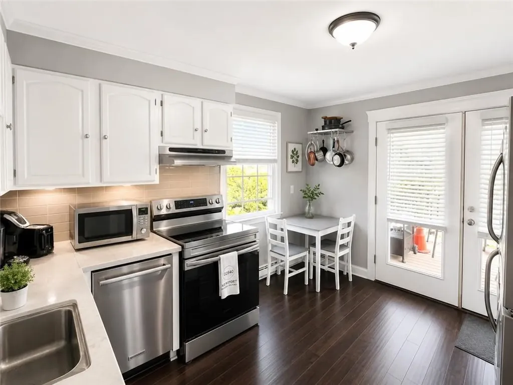 45 Hammond Street Newport RI 02840