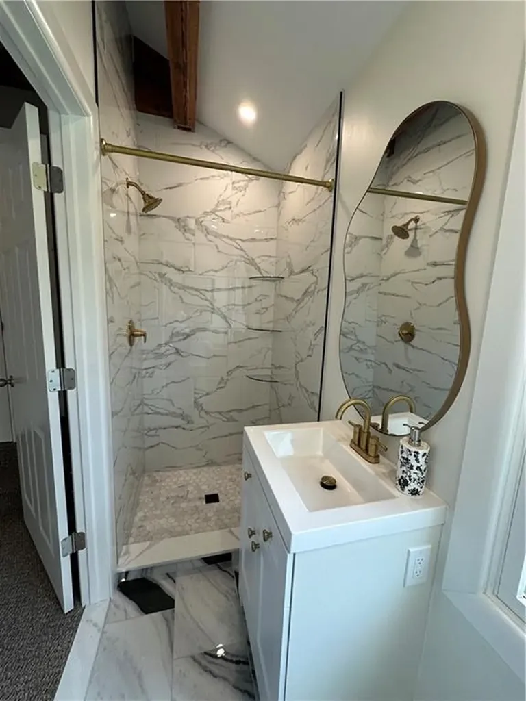 41 Woodland Drive Portsmouth RI 02871