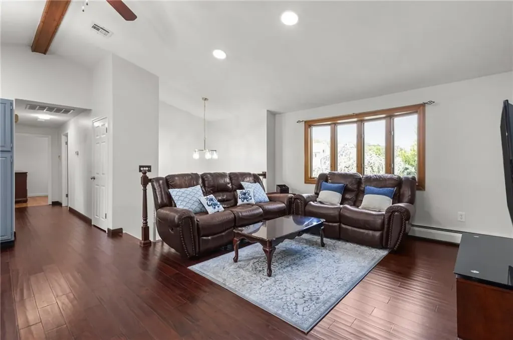 2 Dogwood Drive Cranston RI 02921