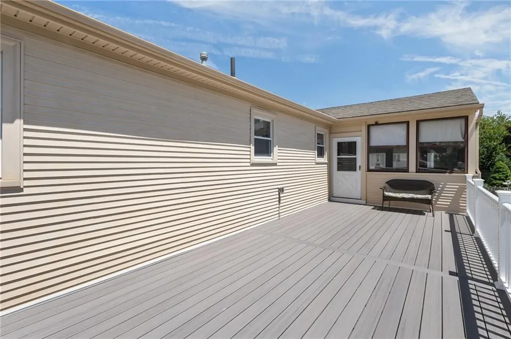 2 Dogwood Drive Cranston RI 02921