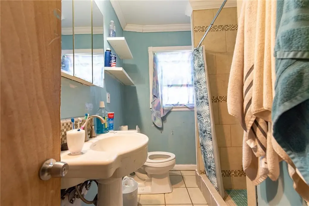 107 Home Avenue Providence RI 02908