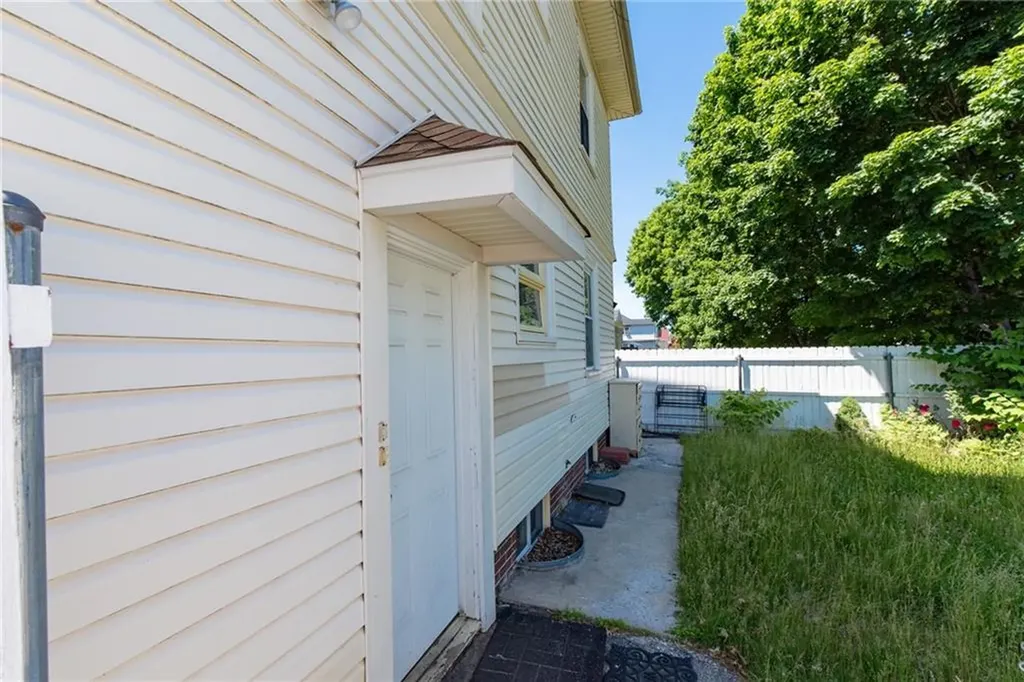 107 Home Avenue Providence RI 02908