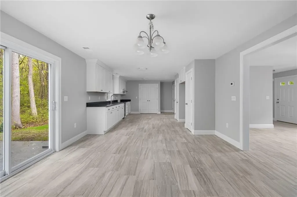 299 Palmer Avenue Warwick RI 02889