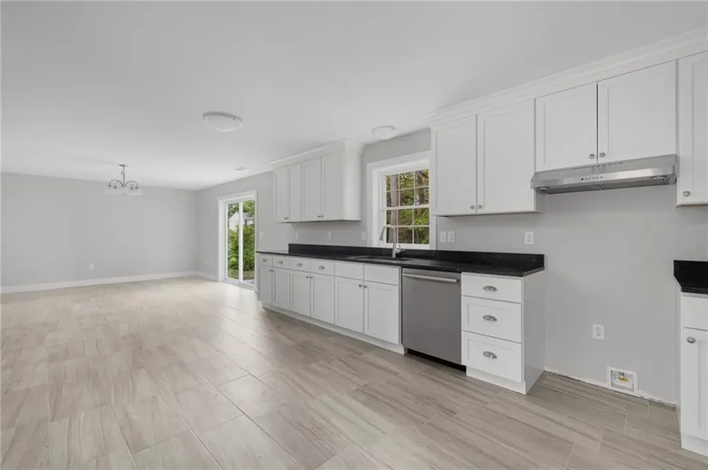 299 Palmer Avenue Warwick RI 02889