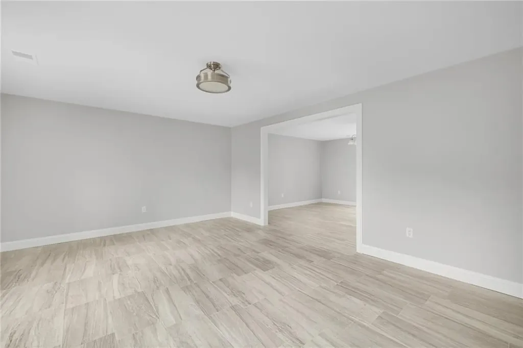 299 Palmer Avenue Warwick RI 02889