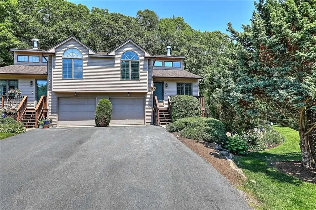 101 Cardinal Drive North Kingstown RI 02852