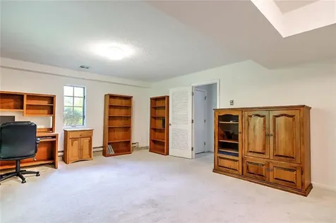 101 Cardinal Drive North Kingstown RI 02852