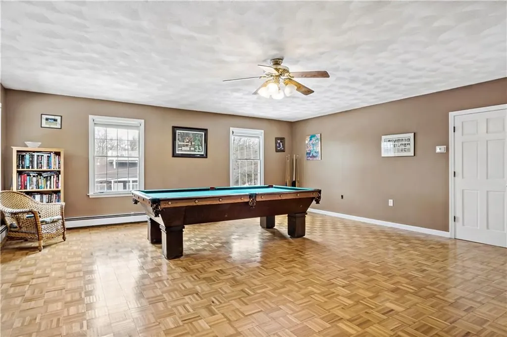 32 Starr Drive W Narragansett RI 02882