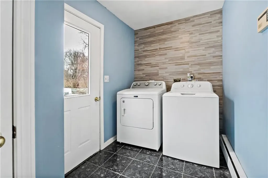 32 Starr Drive W Narragansett RI 02882