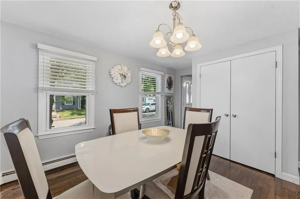 21 Bailey Street East Providence RI 02916