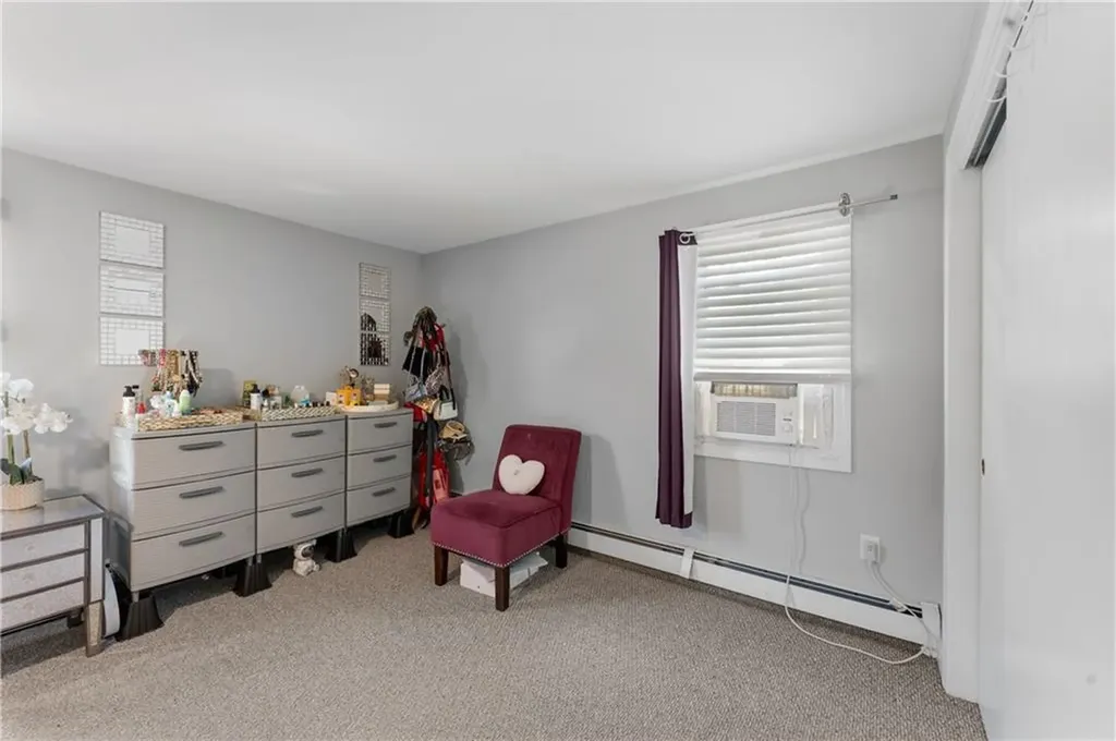 21 Bailey Street East Providence RI 02916