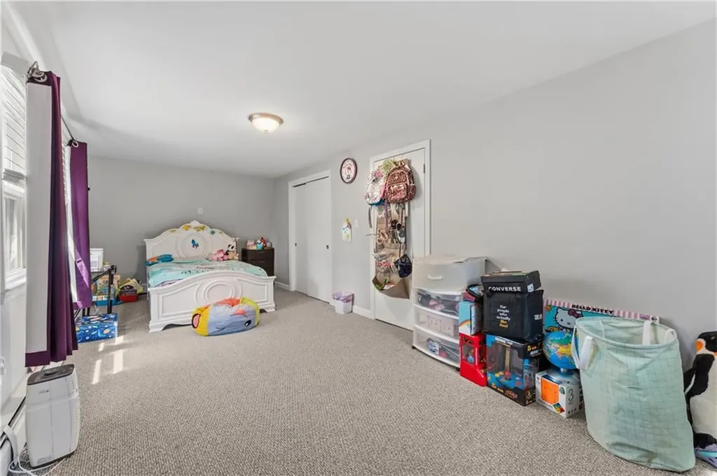 21 Bailey Street East Providence RI 02916