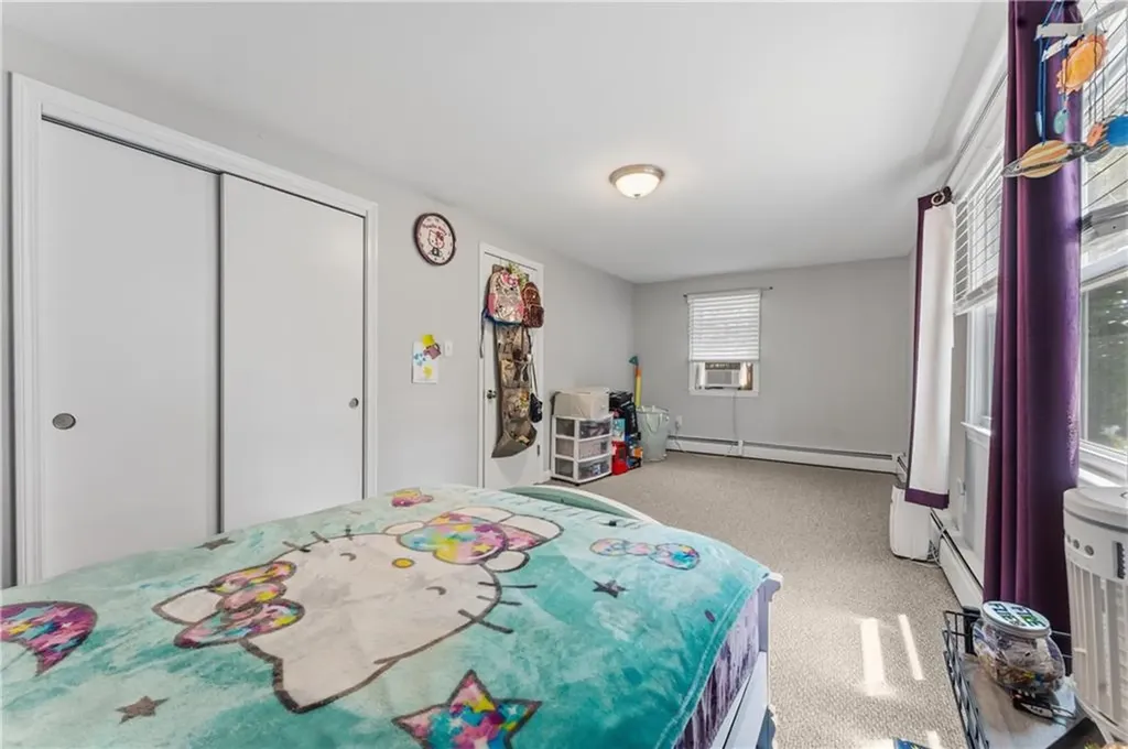 21 Bailey Street East Providence RI 02916