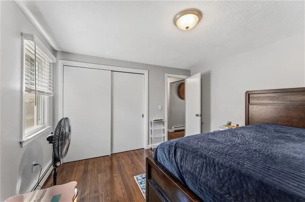 21 Bailey Street East Providence RI 02916