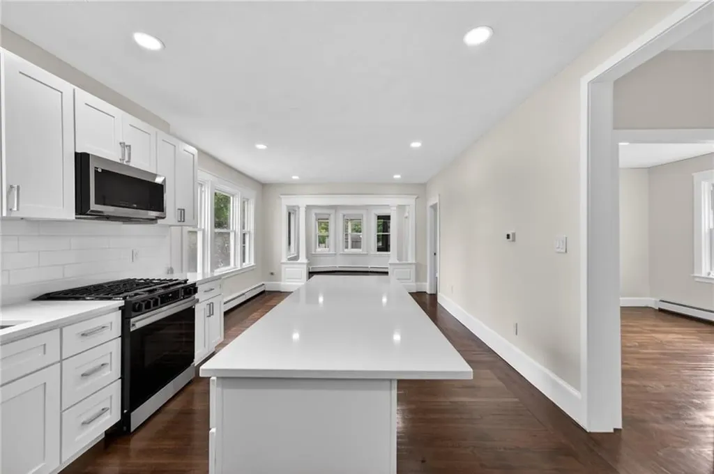 25 Fairview Street Providence RI 02908