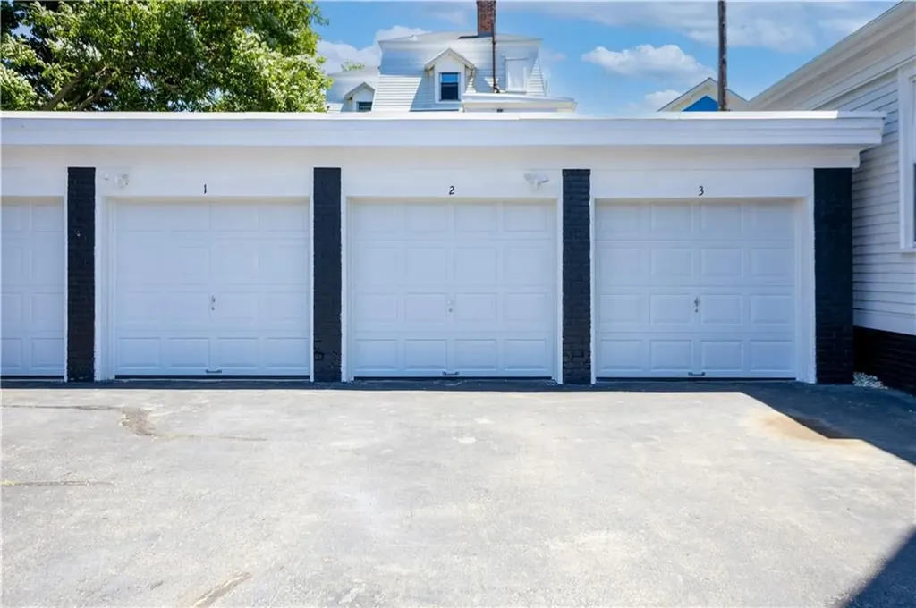 41 Almy Street Providence RI 02909