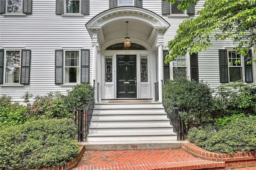 102 Prospect Street Providence RI 02906