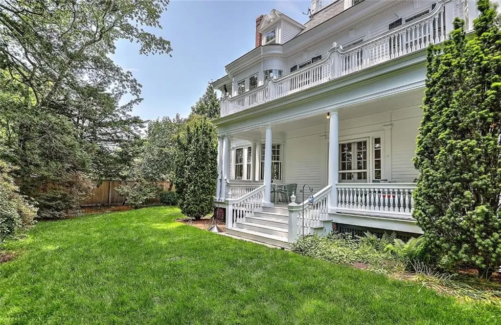 102 Prospect Street Providence RI 02906